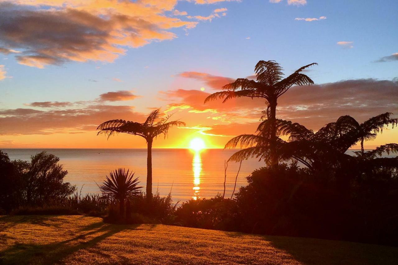 Adrift In Golden Bay- Absolute Beachfront Villas (Adults Only) Collingwood Εξωτερικό φωτογραφία